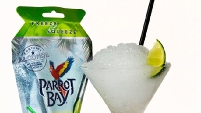 Diageo relanza los cócteles Parrot Bay con una campaña publicitaria