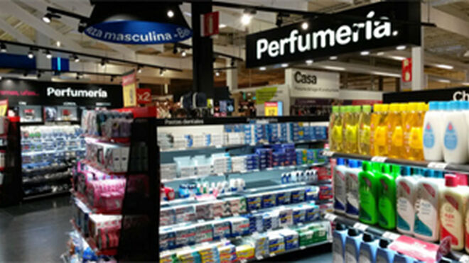 Carrefour moderniza su sección de perfumería y cosmética