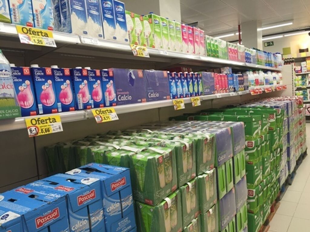 La tienda ofrece diversas ofertas en lácteos