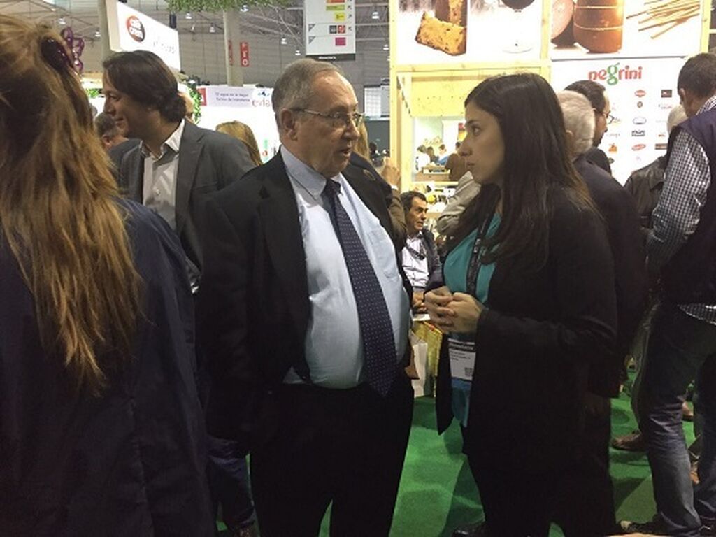 José Luis Bonet, presidente de Freixenet y de Alimentaria, charla con Mar Calderón, directora de GranConsumoTv