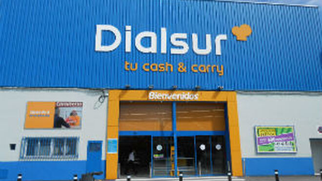 Dialsur moderniza su cash & carry de Onteniente (Valencia)