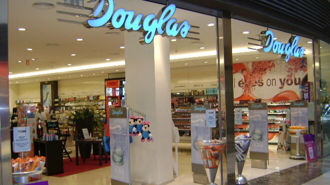 El ERE de perfumerías Douglas se reduce un 20%