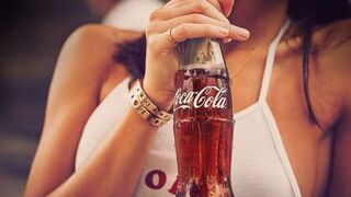 Coca-Cola lanza en España una nueva botella de vidrio