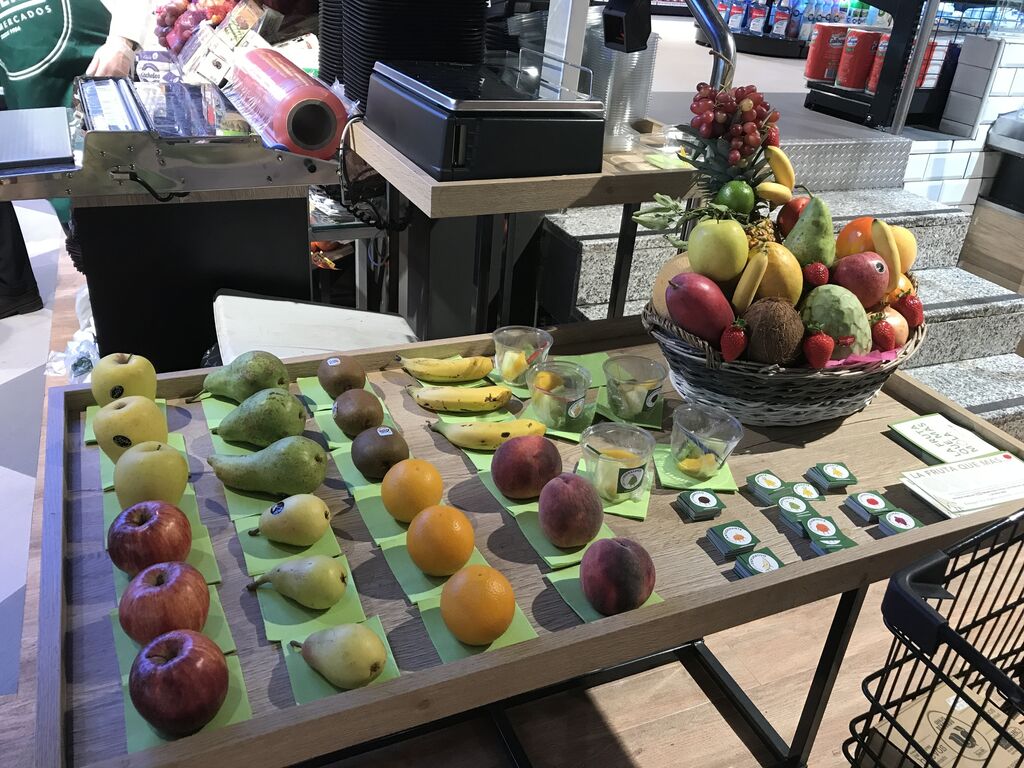 Promoción de frutas para fomentar una alimentación saludable