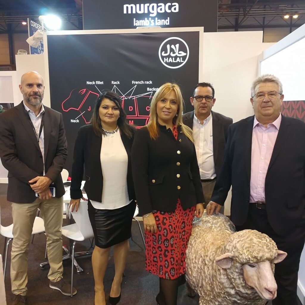 Foto de familia de los representantes de la empresa Murgaca.