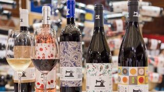 Makro lanza su segunda colección de vino La Sastrería