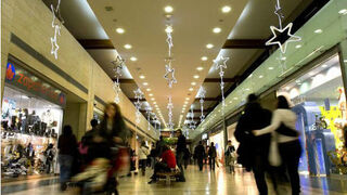 La afluencia a los centros comerciales subió en diciembre