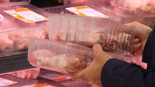 El precio del kilo del pollo se encarece el 12% en la última semana