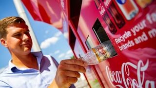 Reciclar Coca-Cola en parques de atracciones tiene descuento