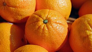 ¿Por qué baja el consumo de naranjas, melocotones y nectarinas?
