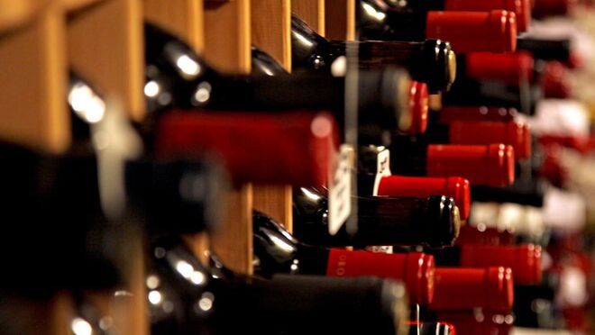 El vino aumenta en valor pero desciende en consumo