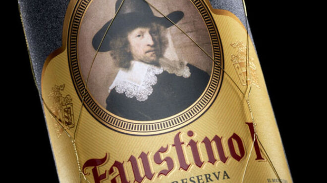 Grupo Faustino 'vuela' con su icónico vino Faustino I