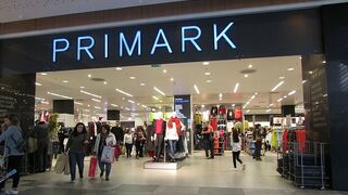 Sanidad ordena retirar dos cosméticos de Primark contaminados