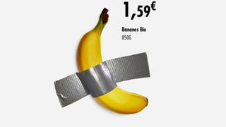 Carrefour saca provecho a la 'obra de arte' del plátano de 108.000 euros