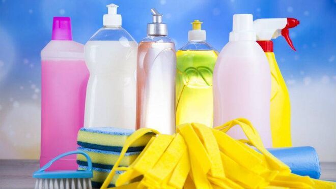 El mercado de productos de limpieza descendió el 1,3% en 2021, tras el alza de 2020