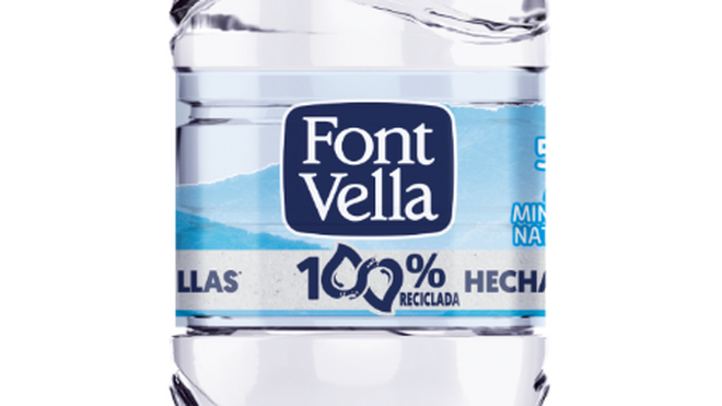 Font Vella lanza su primera botella 100% hecha de otras botellas