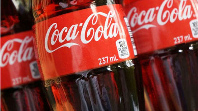 Coca-Cola ganó 9.771 millones de dólares en 2021, el 26 % más