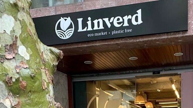 Llega a Barcelona Linverd, el supermercado sin plásticos