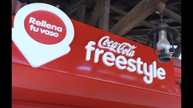 Coca-Cola  instala un dispensador de bebidas en Parque Warner pionero en España