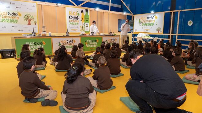 Acuerdo para consumir solo aceites de oliva españoles en los menús escolares