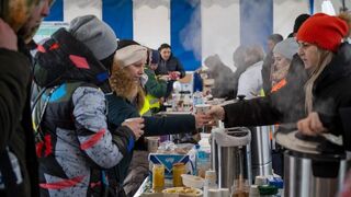 Hostelería de España y Acción contra el hambre lanzan la campaña solidaria ‘La Hostelería con Ucrania’