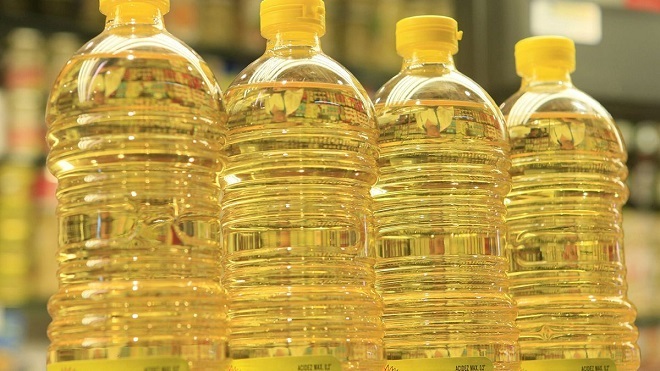 Algunas cadenas británicas limitan la compra de aceite por la guerra en Ucrania