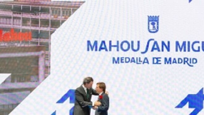 Mahou San Miguel, condecorada con la Medalla de Madrid por su trayectoria