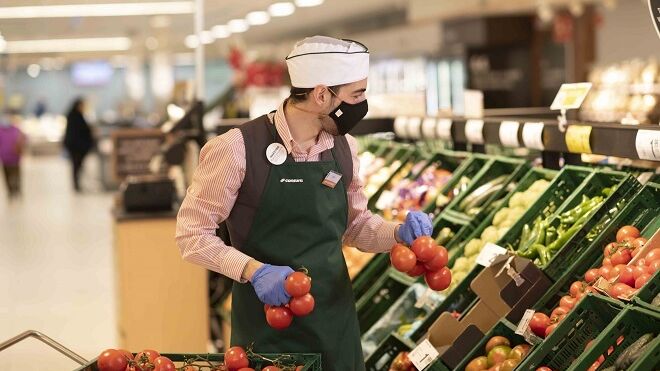 Agrotiendas y cooperativas desperdician 80% menos fruta que supermercados