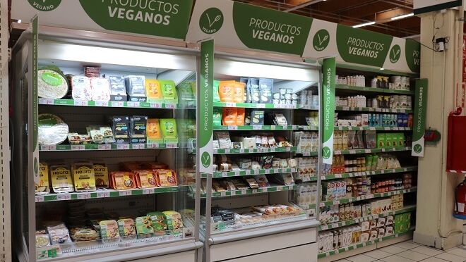 Alcampo incorpora una zona para productos veganos en sus tiendas