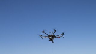 Drone To Yacht llega a Menorca con el primer servicio de reparto de alimentos con drones