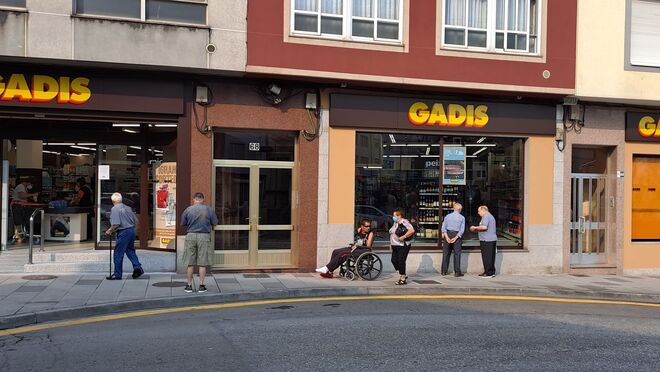 Gadisa retail abre el reformado supermercado Gadis en Carballo (A Coruña)