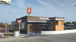 Popeyes abre su primer restaurante en Dos Hermanas