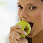 Un tercio de los españoles consume entre 4 y 5 manzanas a la semana