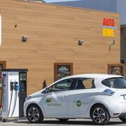 Burger King instala un estación de recarga para vehículos eléctricos en Zamora