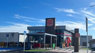 Burger King y Popeyes crecen en Alicante con dos nuevas aperturas