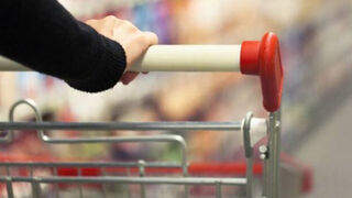 Multas disuasorias para que los supermercados "no sigan robando": la propuesta de UGT