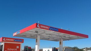 Eroski abre su primera gasolinera de Ibiza