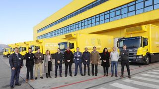 Alimerka presume de la mayor flota de camiones eléctricos de España