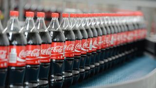 Bruselas cierra la investigación sobre Coca-Cola y sus embotelladoras europeas