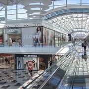 Los centros comerciales se recuperan: elevaron sus ventas el 16,3% en 2022