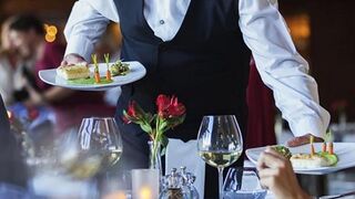 La hostelería vuelve a cifras récord de trabajadores