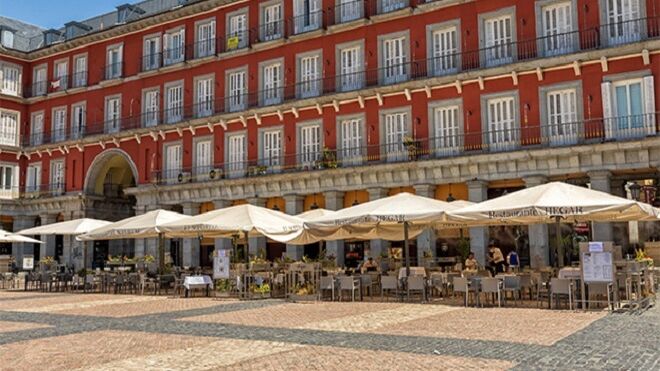 La hostelería de Madrid, en apuros para contratar personal ante el aumento del turismo