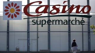 Auchan y Casino negocian crear un gran líder internacional de la alimentación