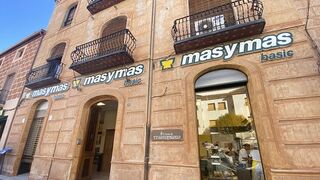 Luis Piña abre su nueva línea de negocio Masymas Basic