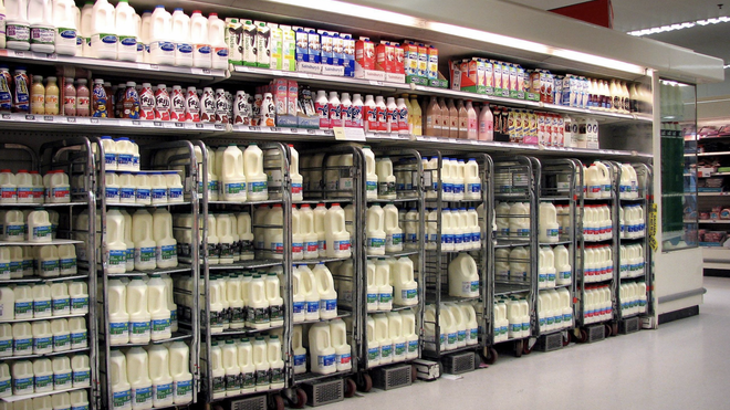 Sainsbury's eliminará la fecha de caducidad en su marca de leche