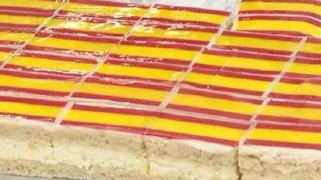 Pasteles con la bandera de España para 'endulzar' la jura de la princesa Leonor