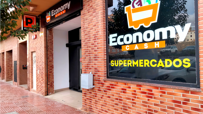 Economy Cash cumple siete años y abre una nueva tienda en Requena (Valencia)
