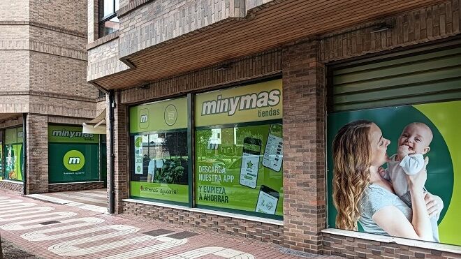 Hijos de Luis Rodríguez abre su séptima tienda minymas en Gijón