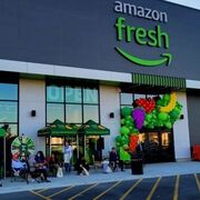 Amazon prevé abrir menos tiendas pero muchos más centros logísticos
