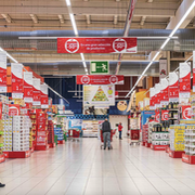 Las ventas de Auchan Retail caen el 1,9% en un ejercicio marcado por el buen desempeño de su filial española